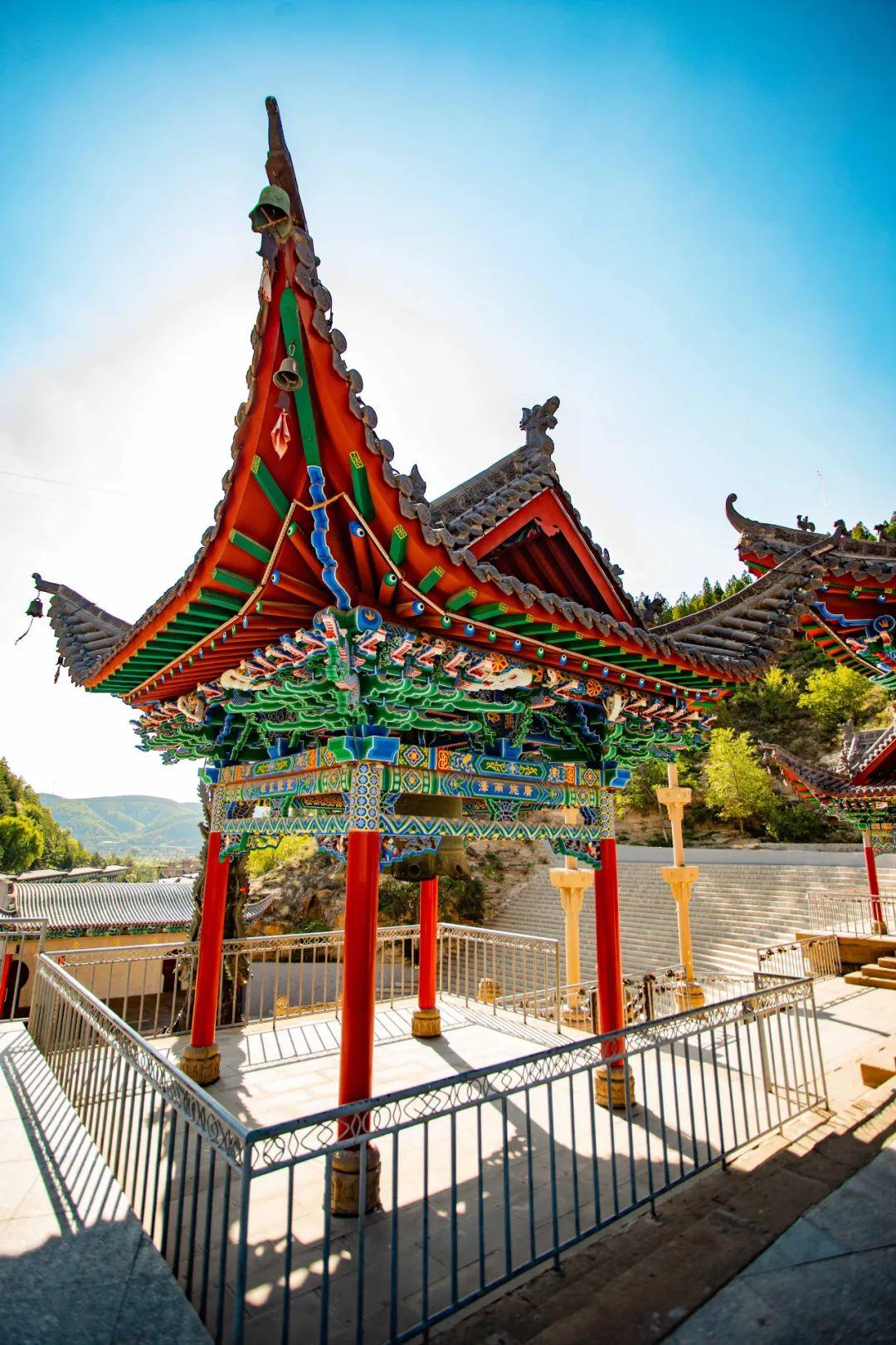 黑龙潭国家AAAA级景区